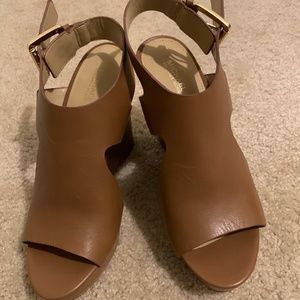 Wedge sandal shoes